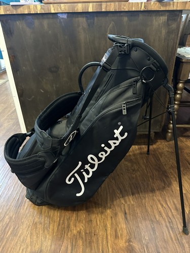Black titleist stand golf bag - golf,