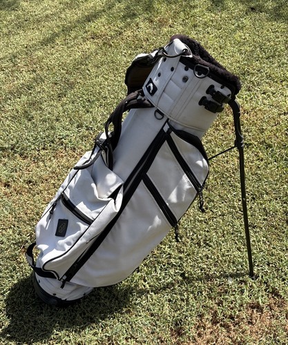 Jones stand carry golf - jones,